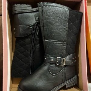 Brand new in box riding boots